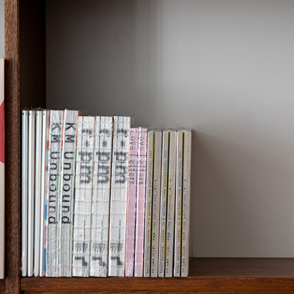 Karel Martensのデザイン哲学を感じる作品集